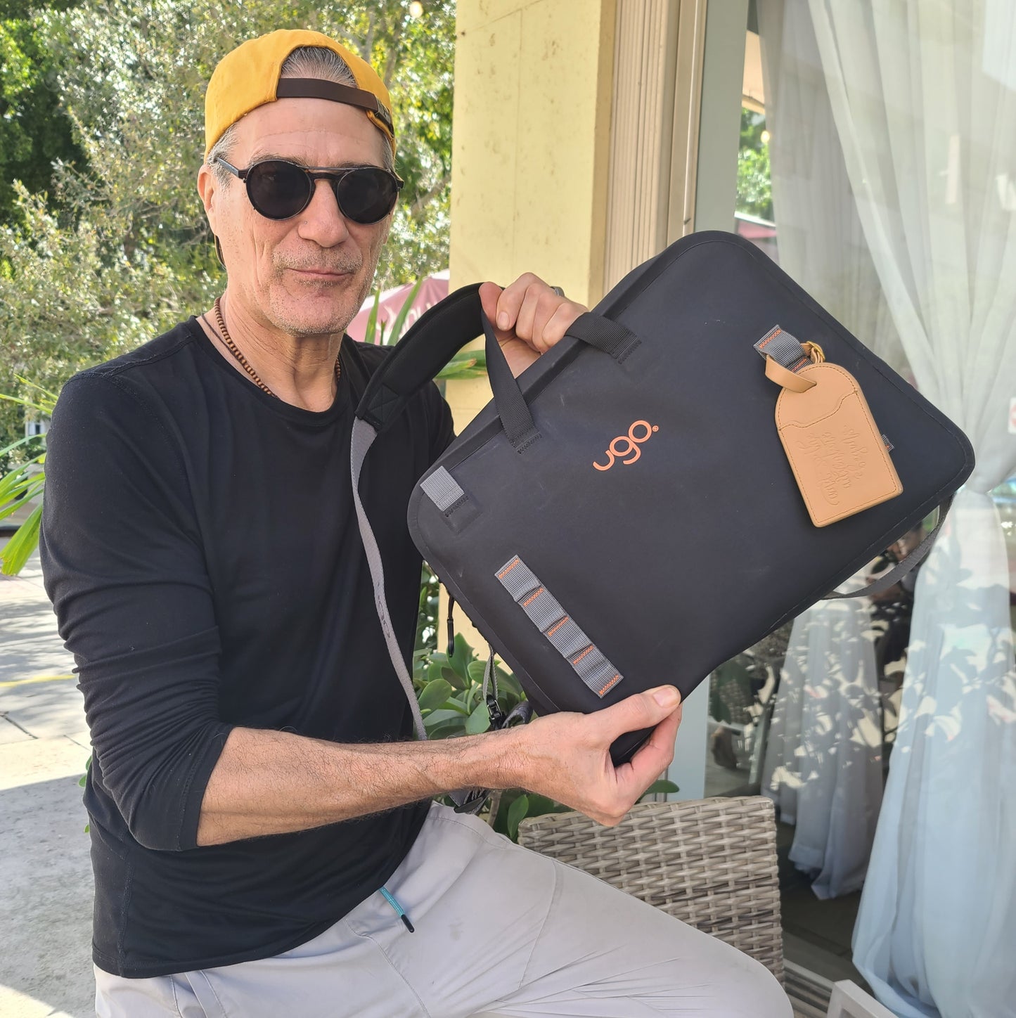 ugo® MESSENGER