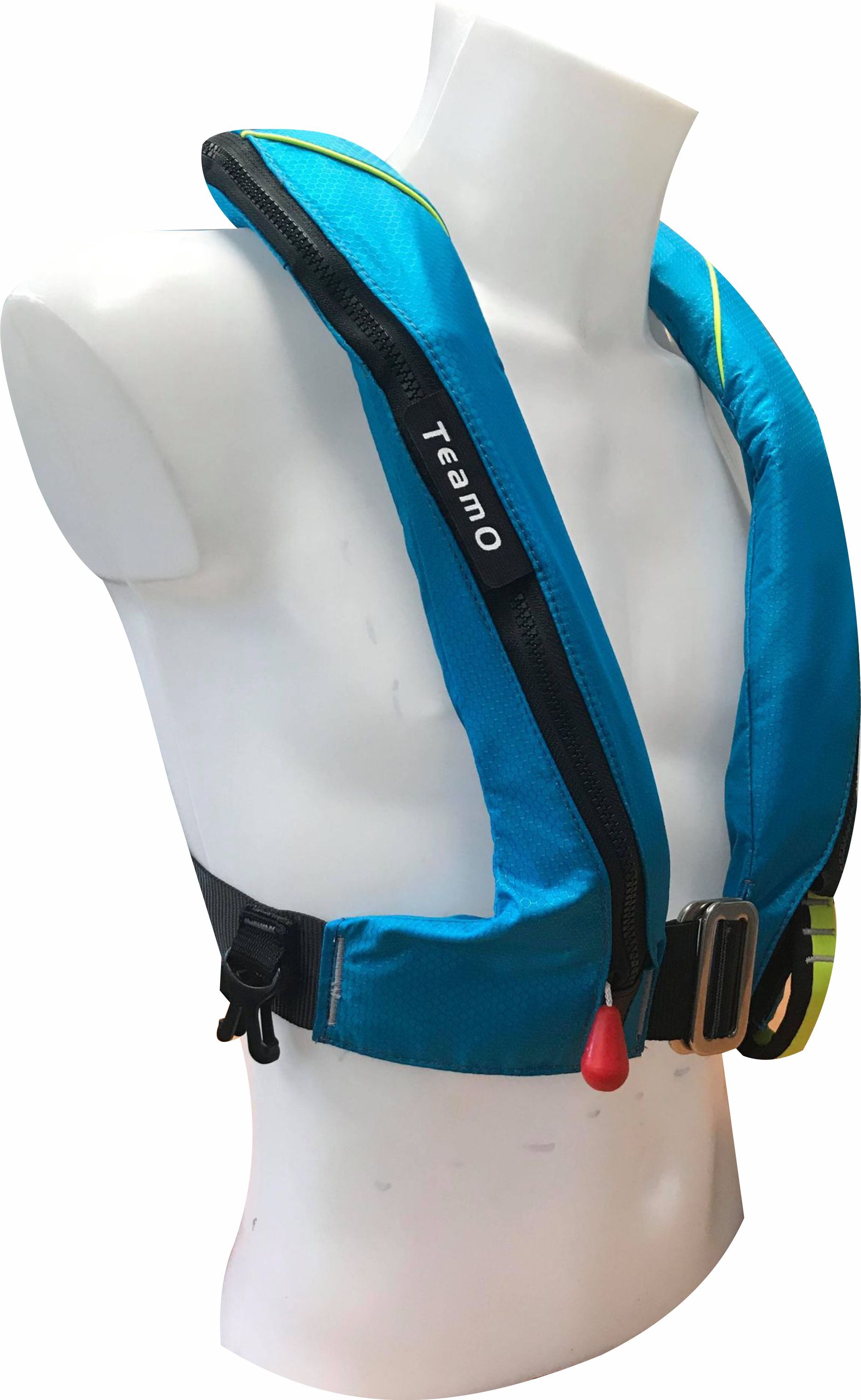 The Cruising Solutions TeamO PFD with BackTow™ - Coastal Blue UML Mark 5i, featuring a front zipper, black strap, metal buckle, and red pull tab for coastal sailing, is shown on a white mannequin torso.