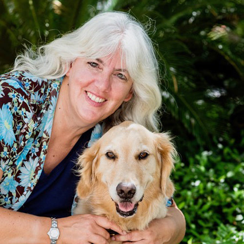 Pamela Douglas: Creator of the Cruising With Your Dog course, 7 years cruising the US East Coast and ICW with her dog, Honey.